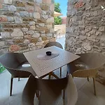 Apartamento Petra No2 *