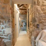 Appartement Petra No2 *